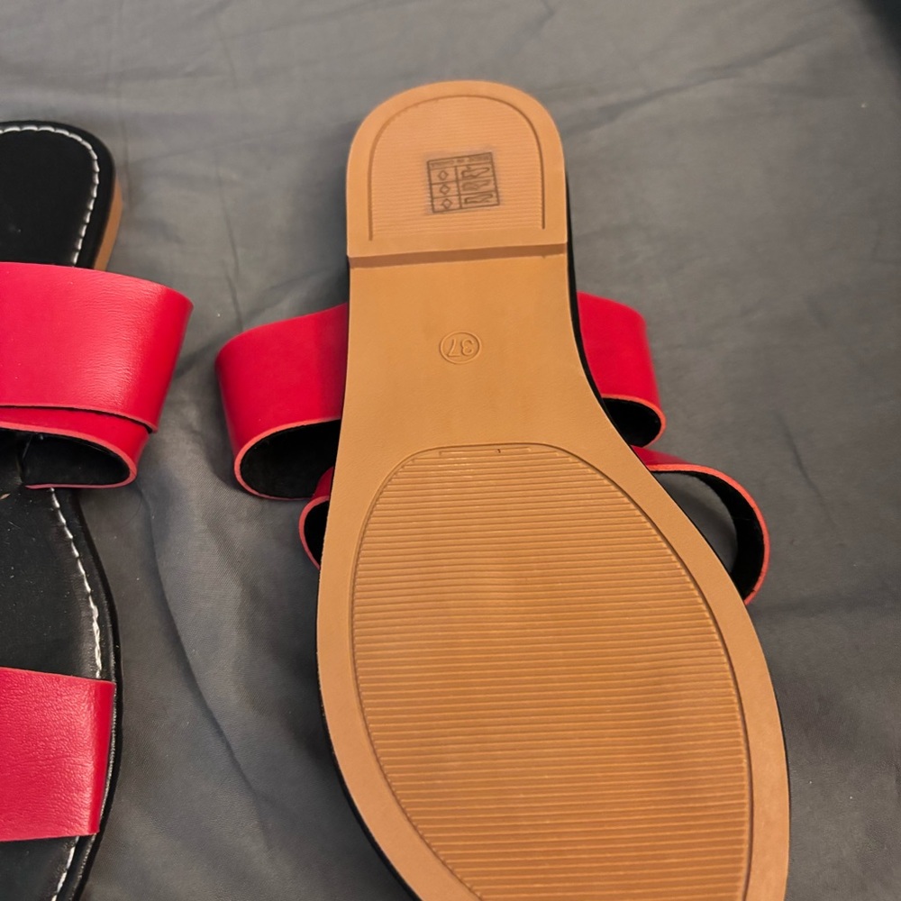 Sandals - Picture 2 of 2